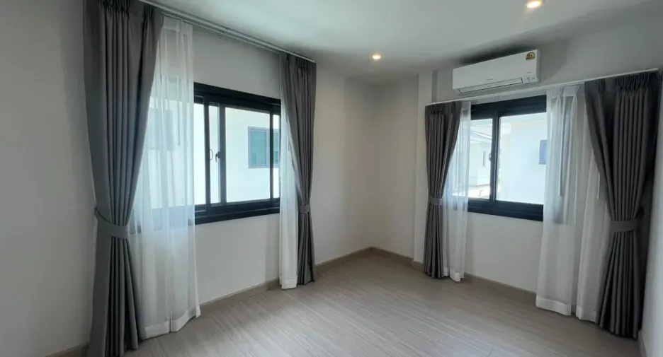 Haus zum Kauf und zur Miete mit 3 Zimmer in Mueang Phuket, Phuket
