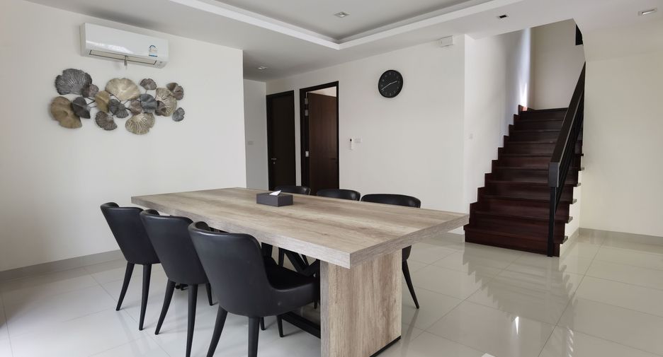 For sale 5 bedrooms villa in Thalang, Phuket