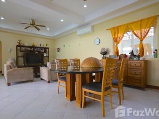 For rent 2 ベッドルーム villa in Bang Lamung, Chonburi