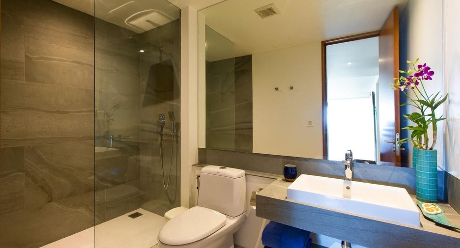 For rent 2 bedrooms condo in Mueang Phuket, Phuket