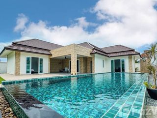 For sale 3 bedrooms villa in Bang Lamung, Chonburi