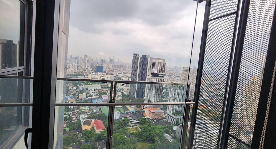Condo en venta de 4 habitaciones en Sathon, Bangkok
