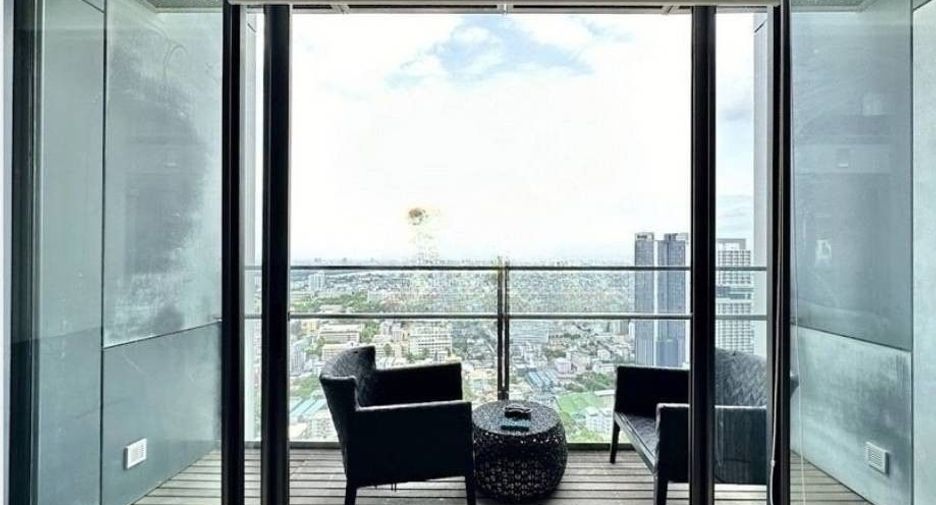Condo en venta de 4 habitaciones en Sathon, Bangkok