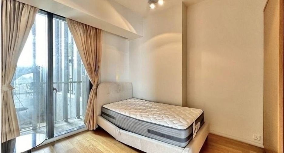 Condo en venta de 4 habitaciones en Sathon, Bangkok