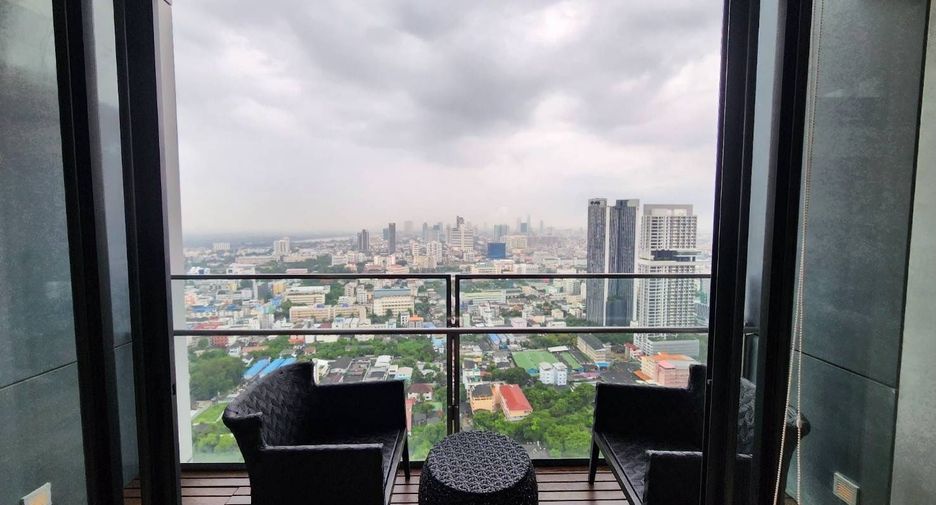 Condo en venta de 4 habitaciones en Sathon, Bangkok