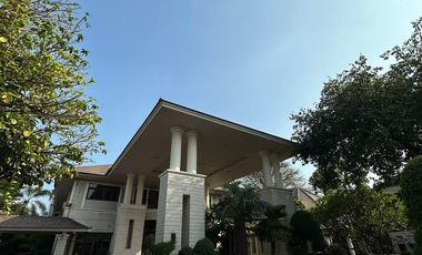 For sale 5 bedrooms house in Khlong Sam Wa, Bangkok