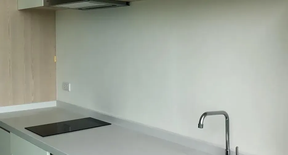 出售 和 出租 2 卧室 公寓 在 Sattahip, Chon Buri