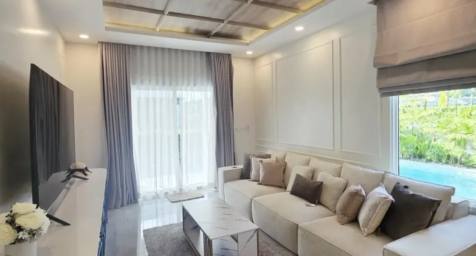 For sale and for rent 4 bedrooms villa in Mueang Phuket, Phuket