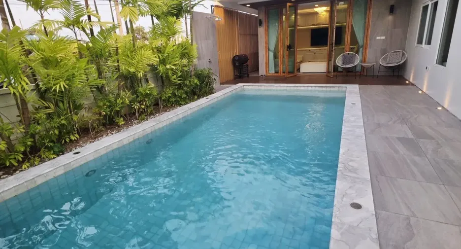 For sale and for rent 4 bedrooms villa in Mueang Phuket, Phuket
