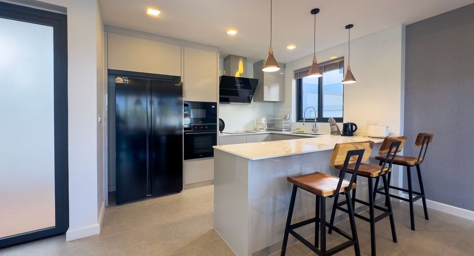 Villa en alquiler de 3 habitaciones en Bang Lamung, Chonburi