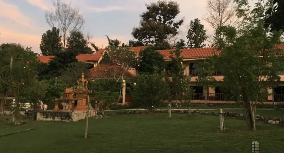 For sale 24 bedrooms hotel in Pai, Mae Hong Son