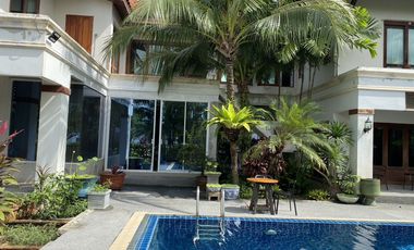 For sale and for rent 4 bedrooms villa in Mueang Phuket, Phuket
