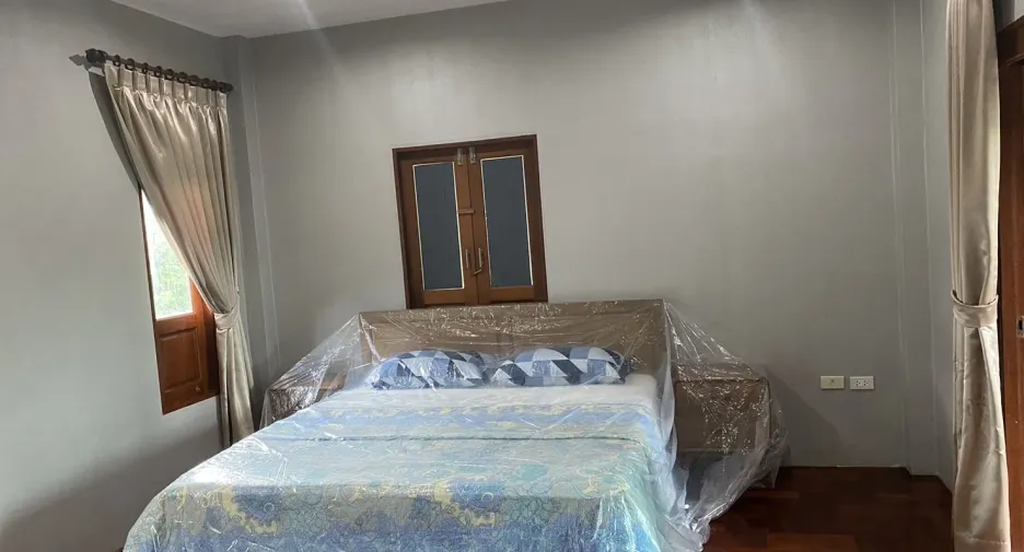 For sale and for rent 4 bedrooms villa in Mueang Phuket, Phuket