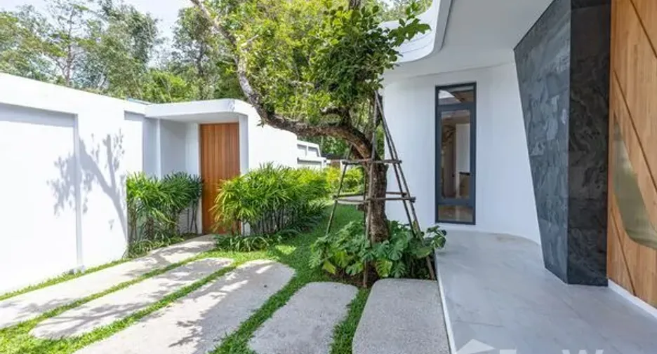 For sale 5 bedrooms villa in Thalang, Phuket