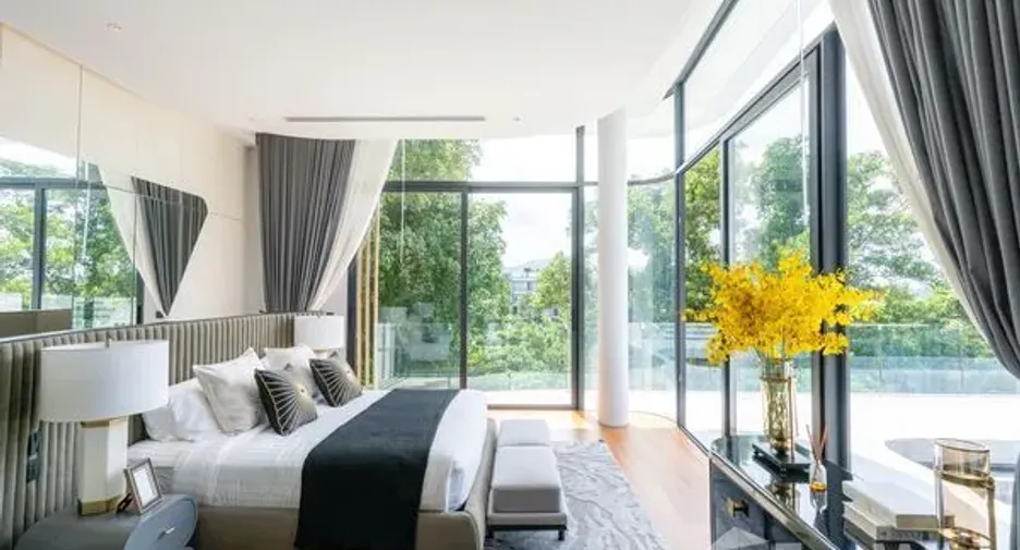 For sale 5 bedrooms villa in Thalang, Phuket