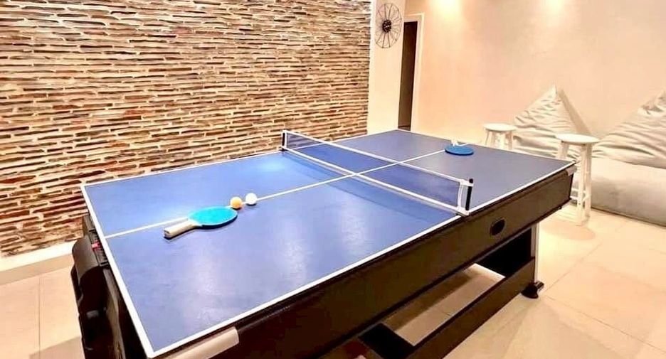 For rent 4 bedrooms villa in Bang Lamung, Chonburi