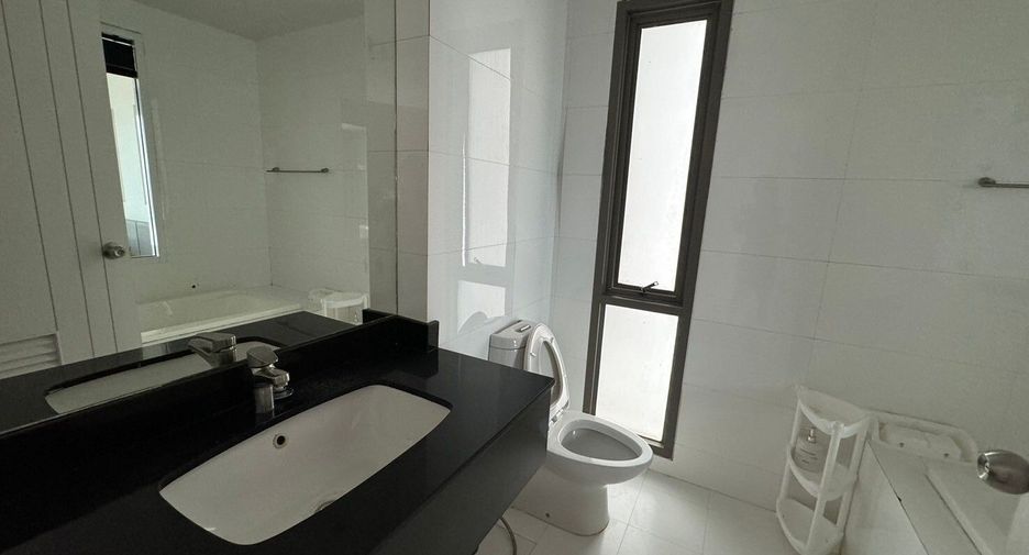 For rent 2 bedrooms condo in Bang Lamung, Chonburi
