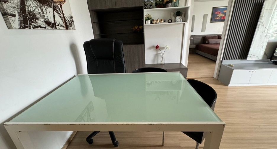 For rent 2 bedrooms condo in Bang Lamung, Chonburi