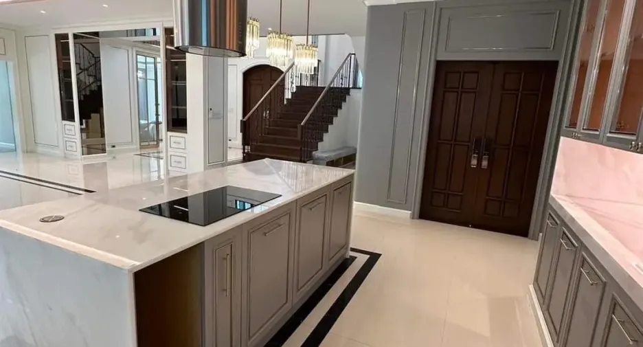 For sale 4 bedrooms house in Thawi Watthana, Bangkok