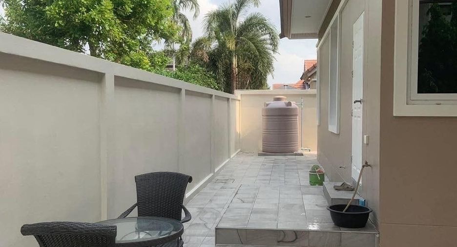 For sale 3 bedrooms house in Bang Lamung, Chonburi