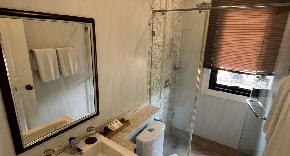 Villa en alquiler de 3 habitaciones en Sattahip, Chonburi