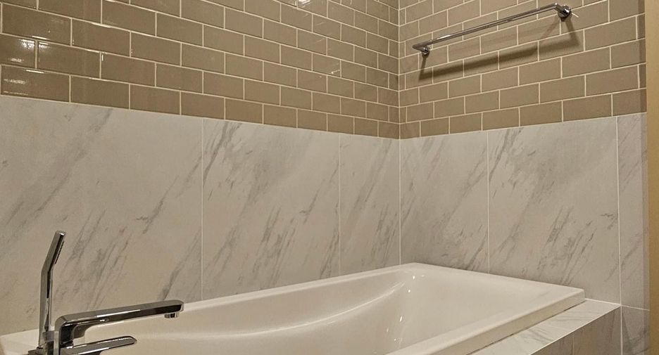 For sale 2 bedrooms condo in Ratchathewi, Bangkok
