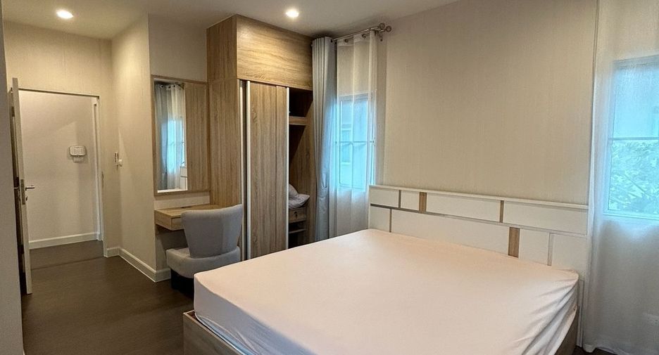 À vendre et à louer 4 chambres maison à Mueang Phuket, Phuket