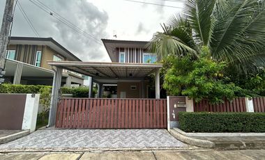 Casa en venta y en alquiler de 4 habitaciones en Mueang Phuket, Phuket
