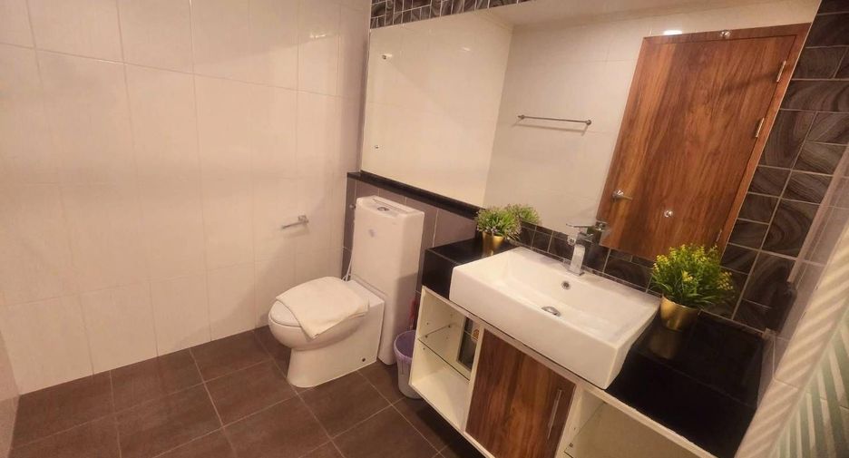 Wohnung zur Miete mit 2 Zimmer in Bang Lamung, Chonburi