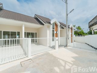 For sale 2 ベッドルーム townhouse in Thalang, Phuket