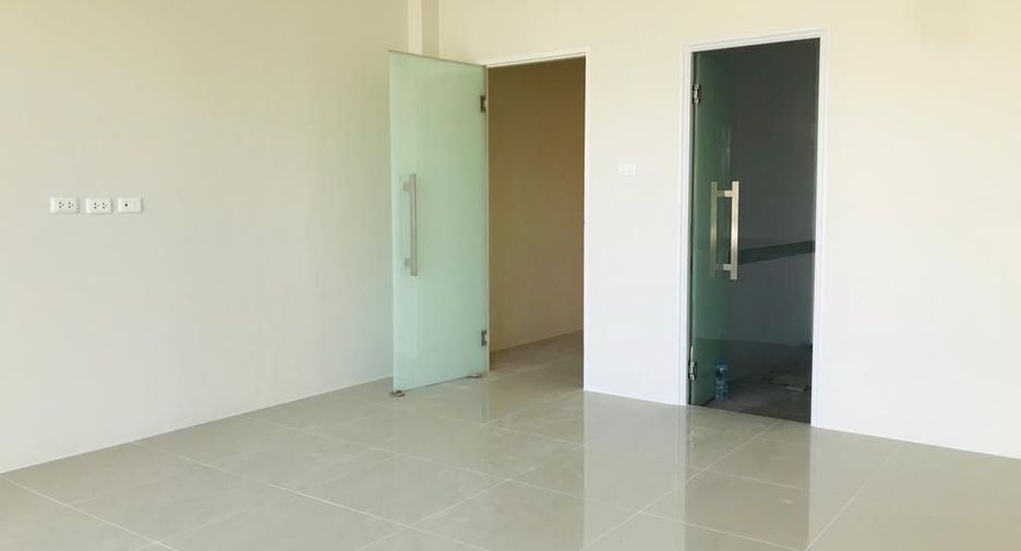 For sale 4 bedrooms townhouse in Mueang Phuket, Phuket