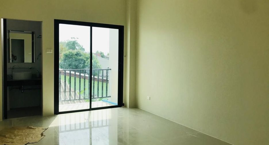 For sale 4 bedrooms townhouse in Mueang Phuket, Phuket