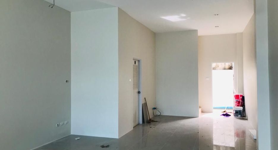 For sale 4 bedrooms townhouse in Mueang Phuket, Phuket