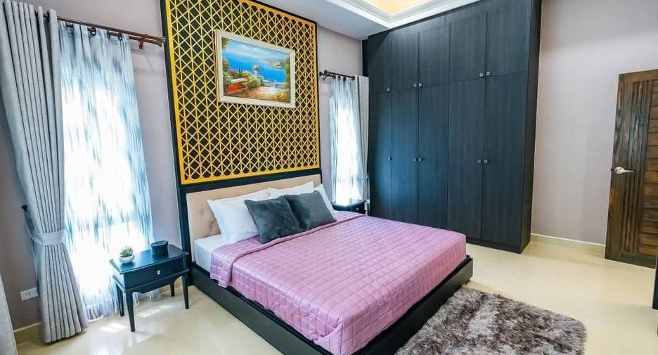 For rent 3 bedrooms villa in Huay Yai, Pattaya
