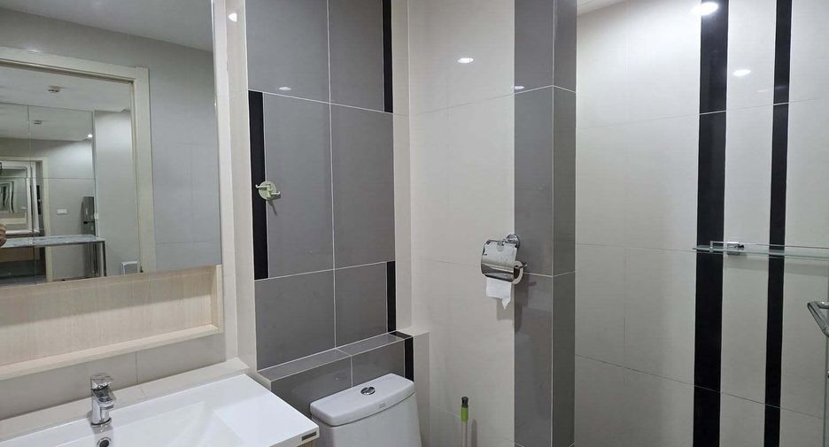 For sale and for rent 1 bed condo in Suan Luang, Bangkok