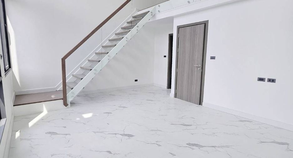 For sale and for rent 3 bedrooms retail Space in Prawet, Bangkok