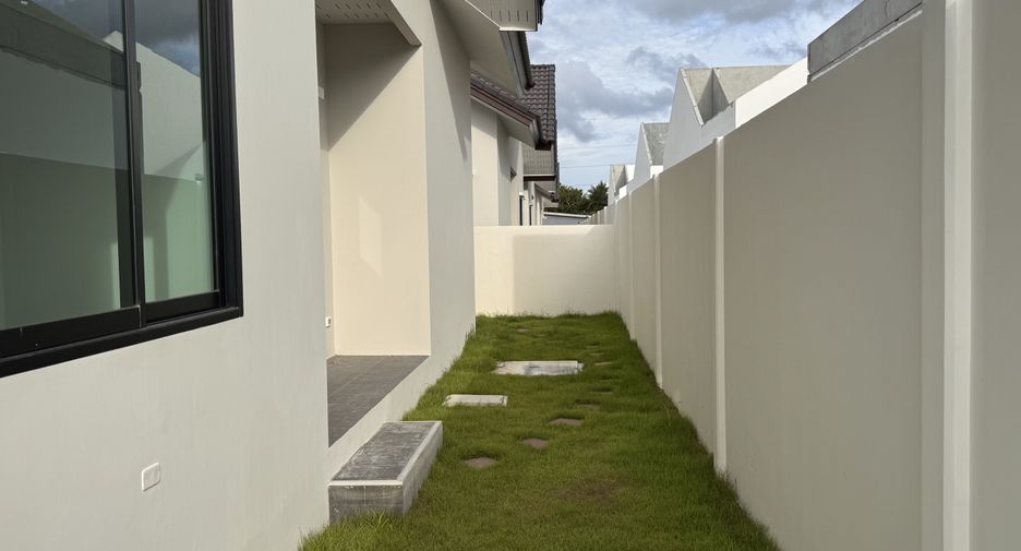 For sale 3 bedrooms house in Thalang, Phuket