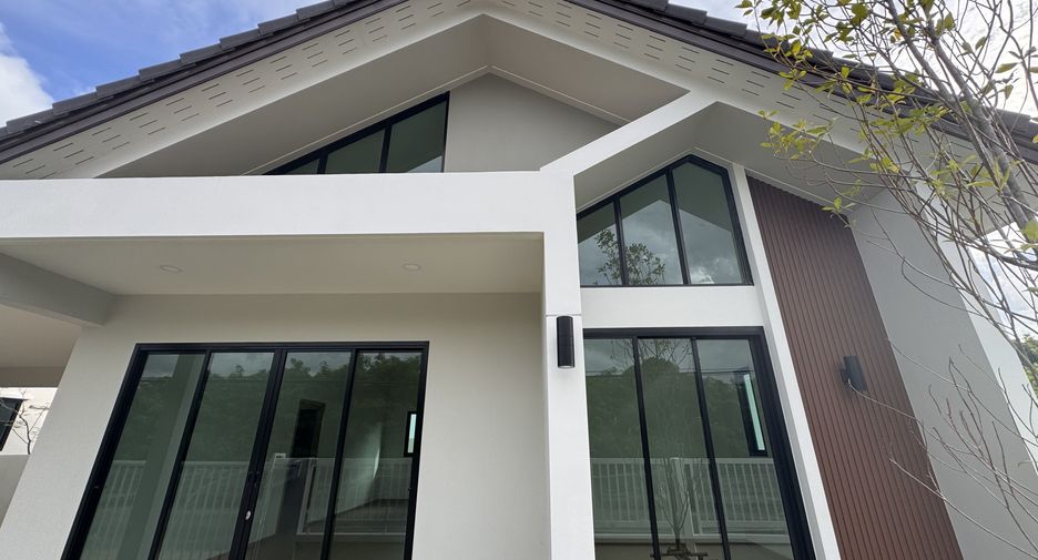 For sale 3 bedrooms house in Thalang, Phuket