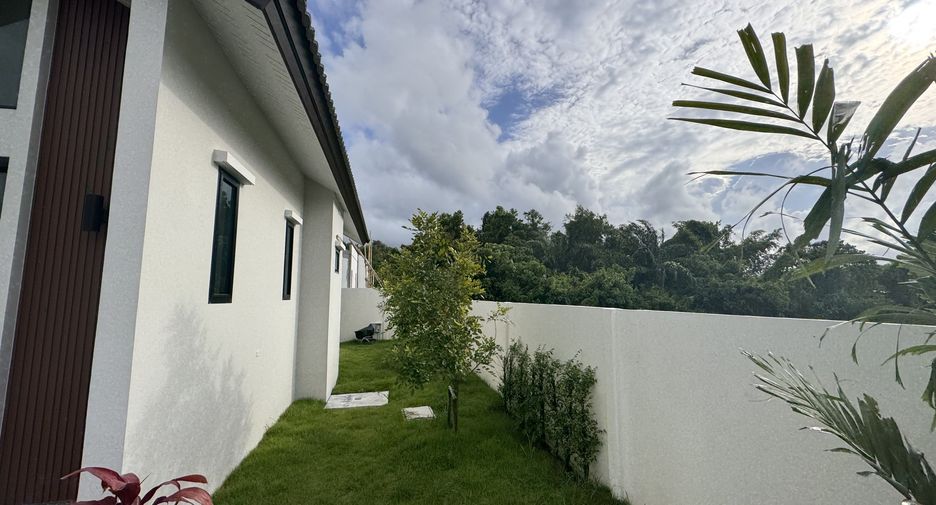 For sale 3 bedrooms house in Thalang, Phuket