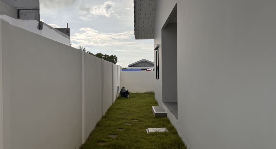 For sale 3 bedrooms house in Thalang, Phuket