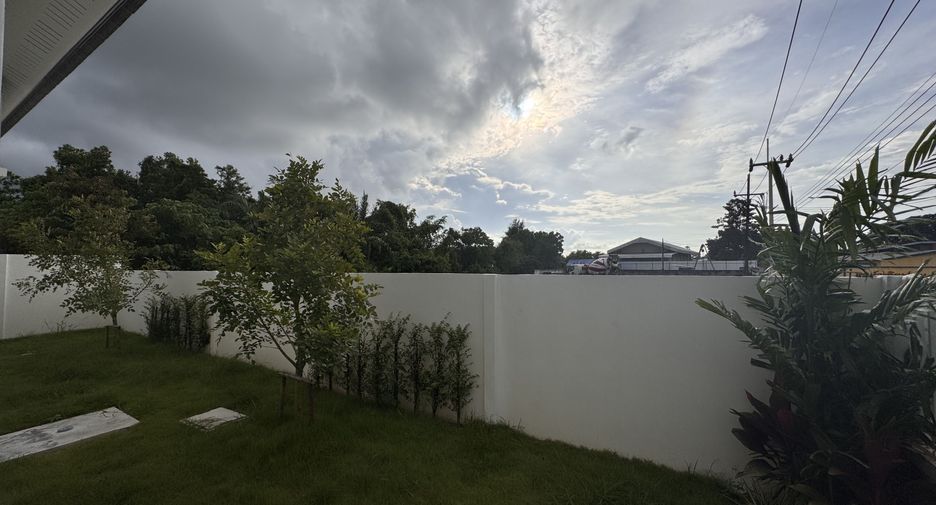 For sale 3 bedrooms house in Thalang, Phuket