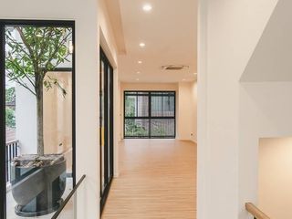 For sale 3 bedrooms townhouse in Phra Khanong, Bangkok