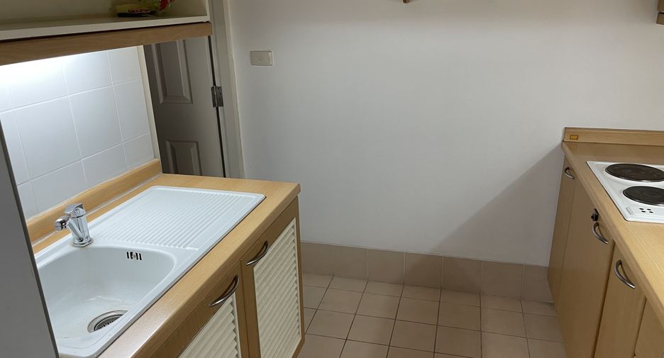 For sale 2 bedrooms condo in Yan Nawa, Bangkok