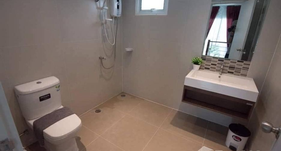 For sale and for rent 5 bedrooms house in Bang Lamung, Chonburi