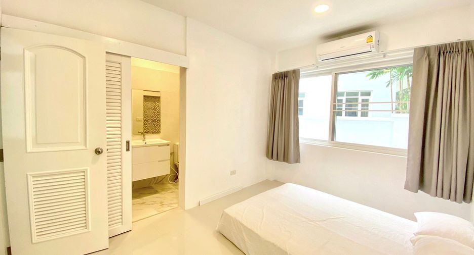 À vendre et à louer 4 chambres villa à Mueang Phuket, Phuket