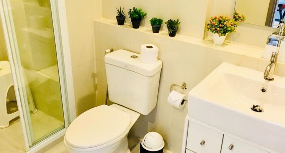 For rent 1 bed condo in Bang Lamung, Chonburi