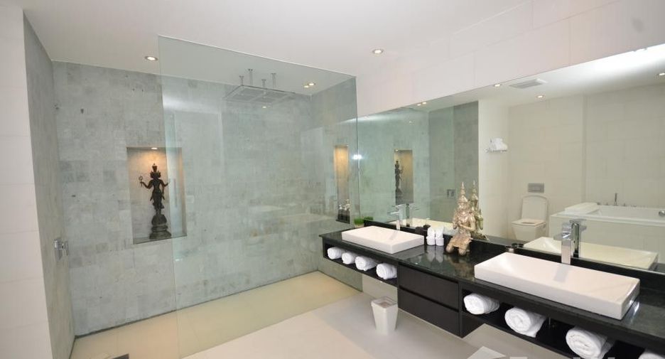 For rent 3 bedrooms condo in Thalang, Phuket