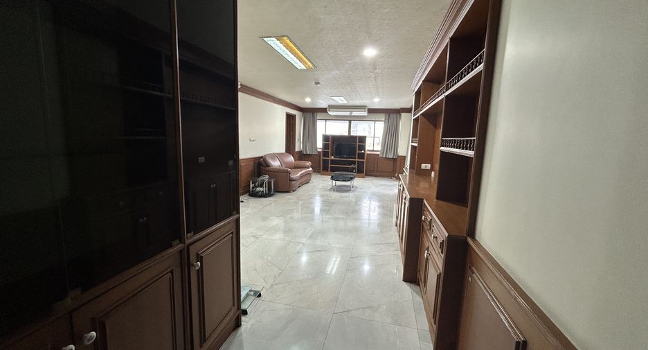 ขาย 3 ห้องนอน คอนโด ใน วัฒนา, กรุงเทพฯ