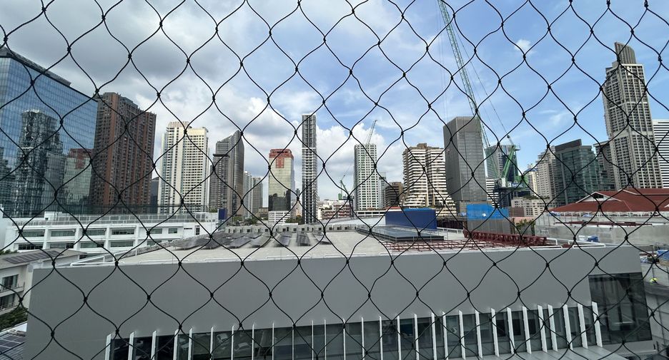 ขาย 3 ห้องนอน คอนโด ใน วัฒนา, กรุงเทพฯ