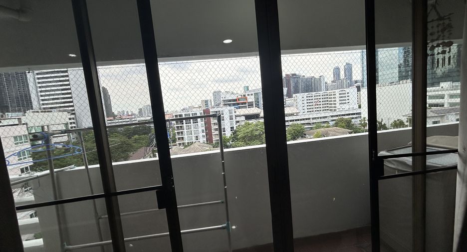 ขาย 3 ห้องนอน คอนโด ใน วัฒนา, กรุงเทพฯ